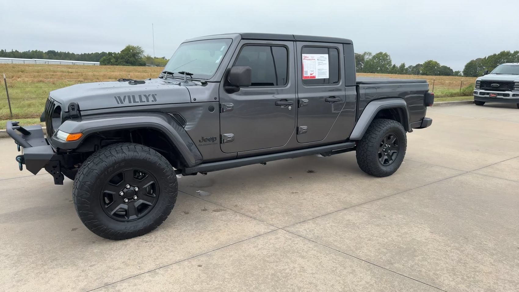 Used 2021 Jeep Gladiator Sport AWD/4WD image 4