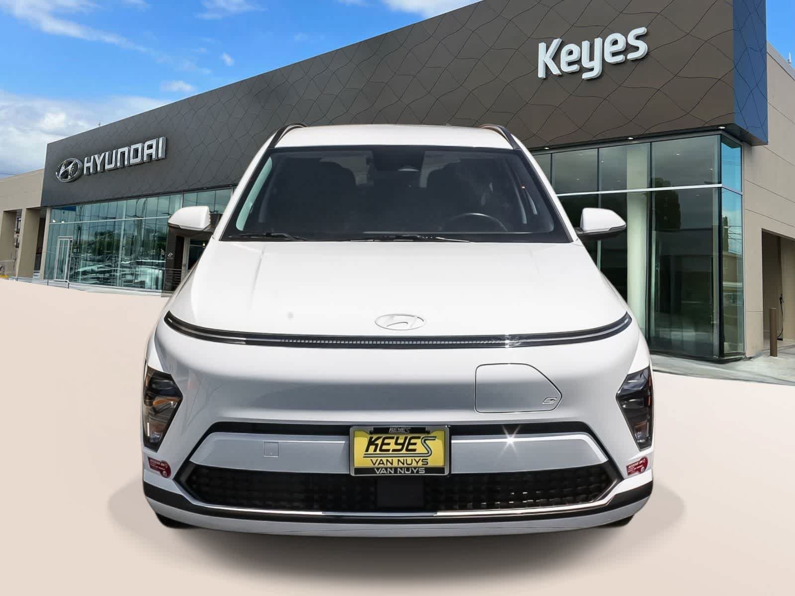 Certified 2024 Hyundai Kona SEL FWD image 2