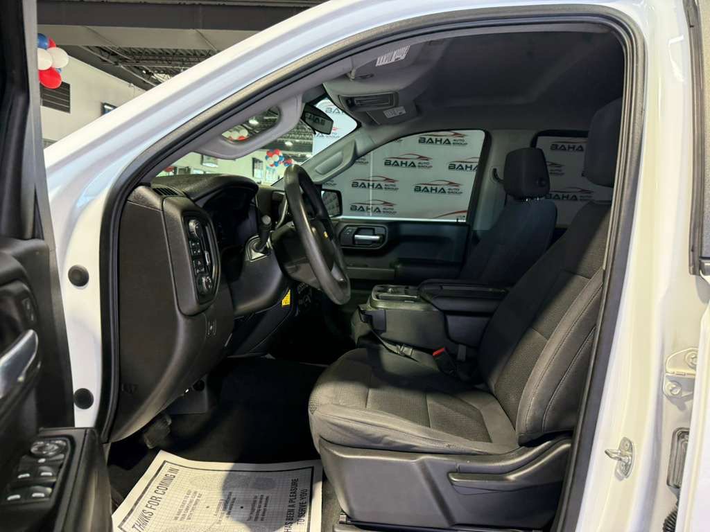 Used 2021 Chevrolet Silverado 1500 Custom w/ LPO, Dark Essentials Package AWD/4WD image 28