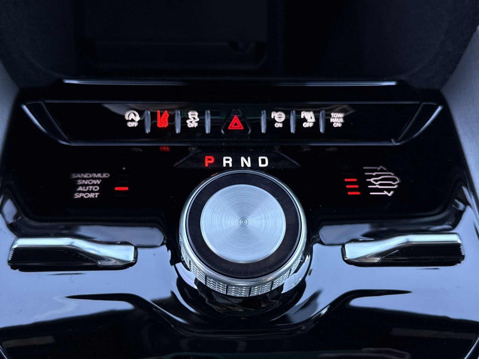 New 2025 Jeep Wagoneer L Series II image 22