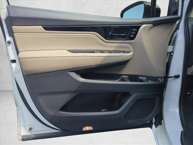 Used 2023 Honda Odyssey Elite image 9