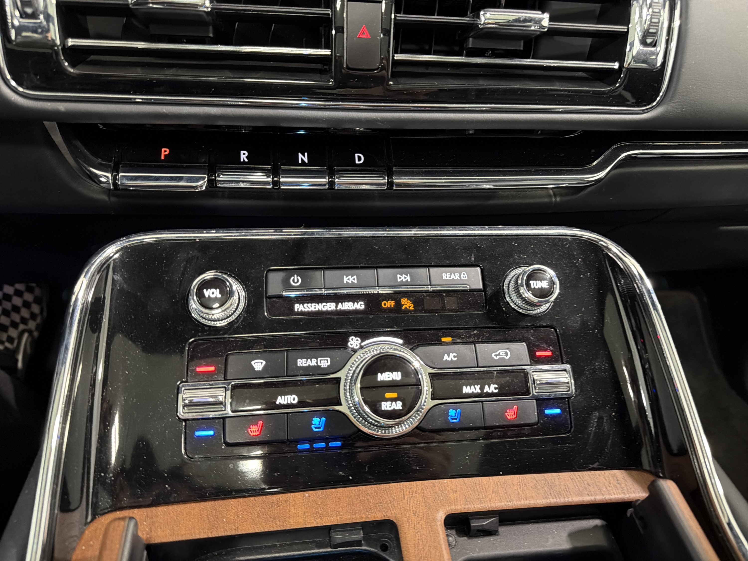 Used 2023 Lincoln Navigator L Black Label AWD/4WD image 19