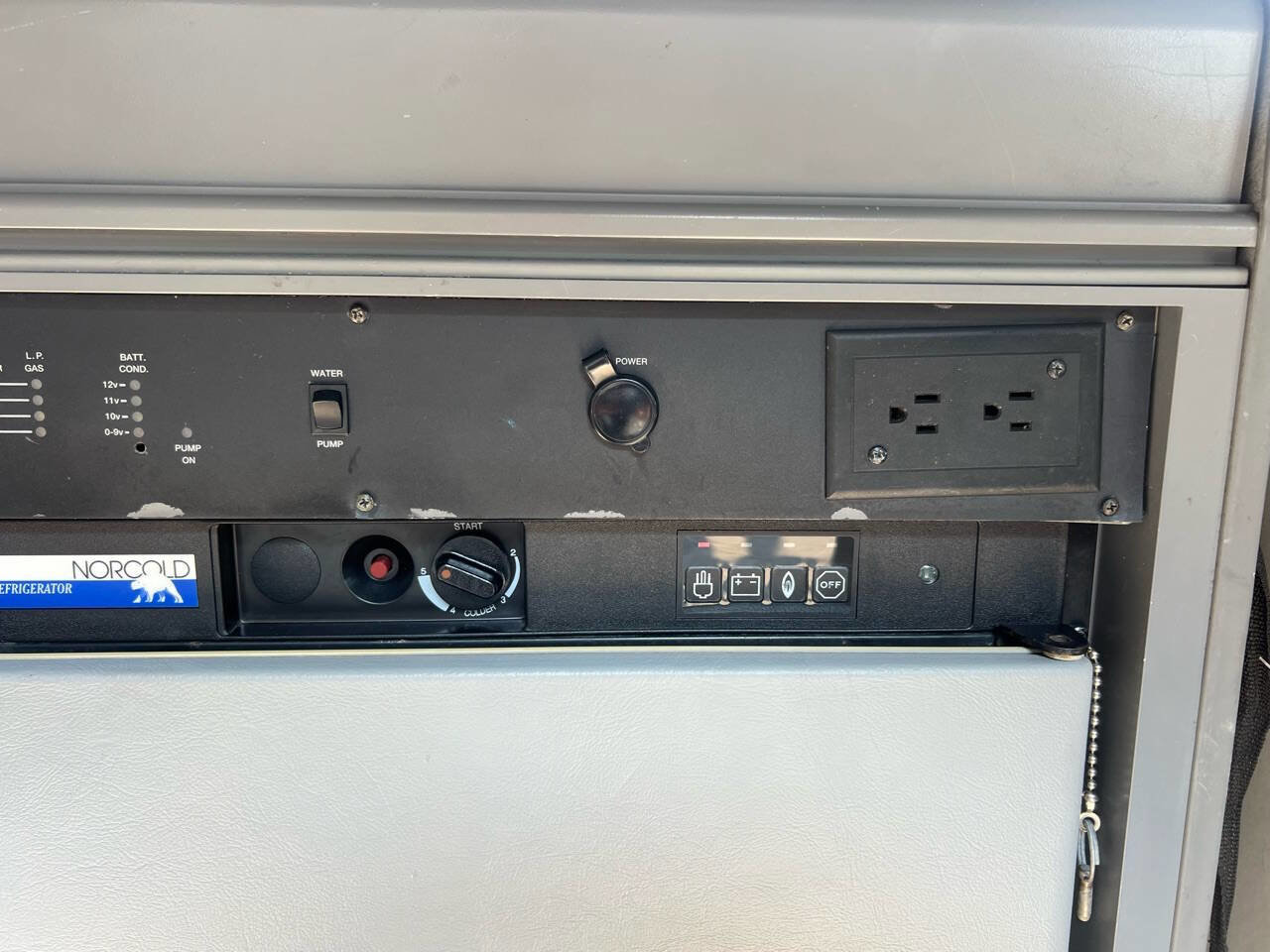 Used 1995 Volkswagen Eurovan Camper image 47