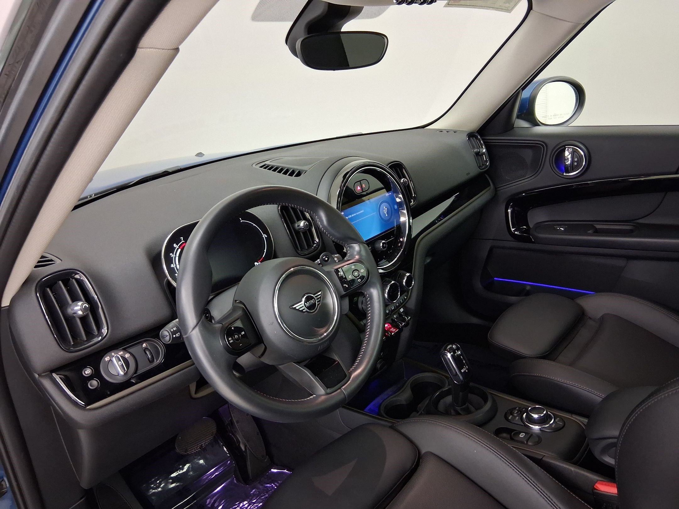 Used 2023 MINI Cooper Countryman S FWD image 2