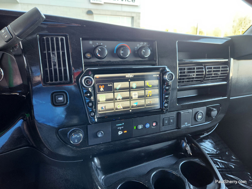 Used 2021 Chevrolet Express 3500 LS w/ Chrome Appearance Package image 45