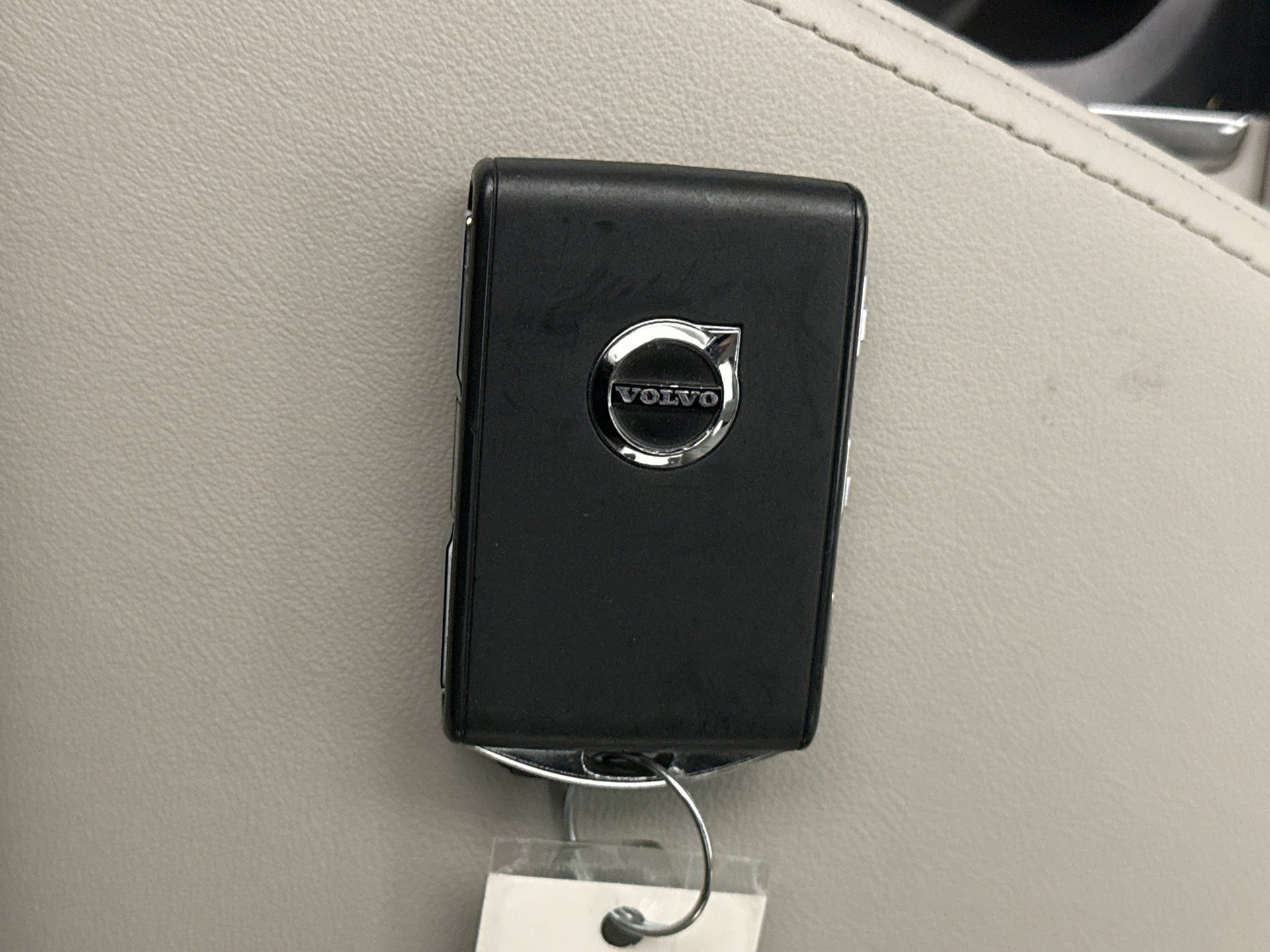 Used 2023 Volvo S60 B5 Core w/ Climate Package image 10