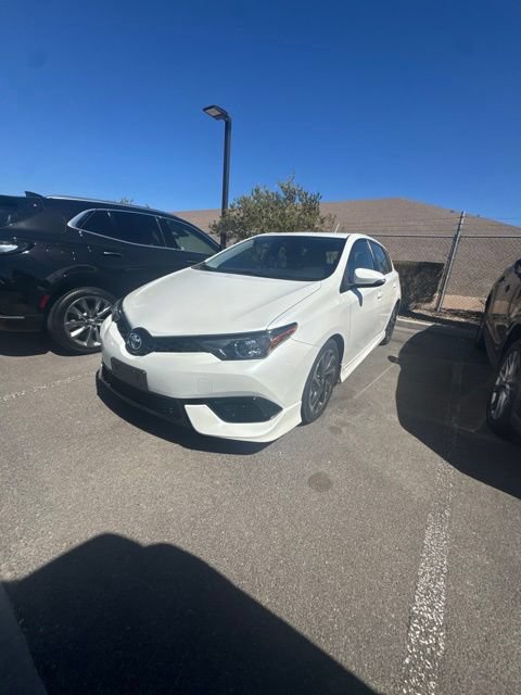 Used 2017 Toyota Corolla iM w/ Carpet Mat Package FWD image 3