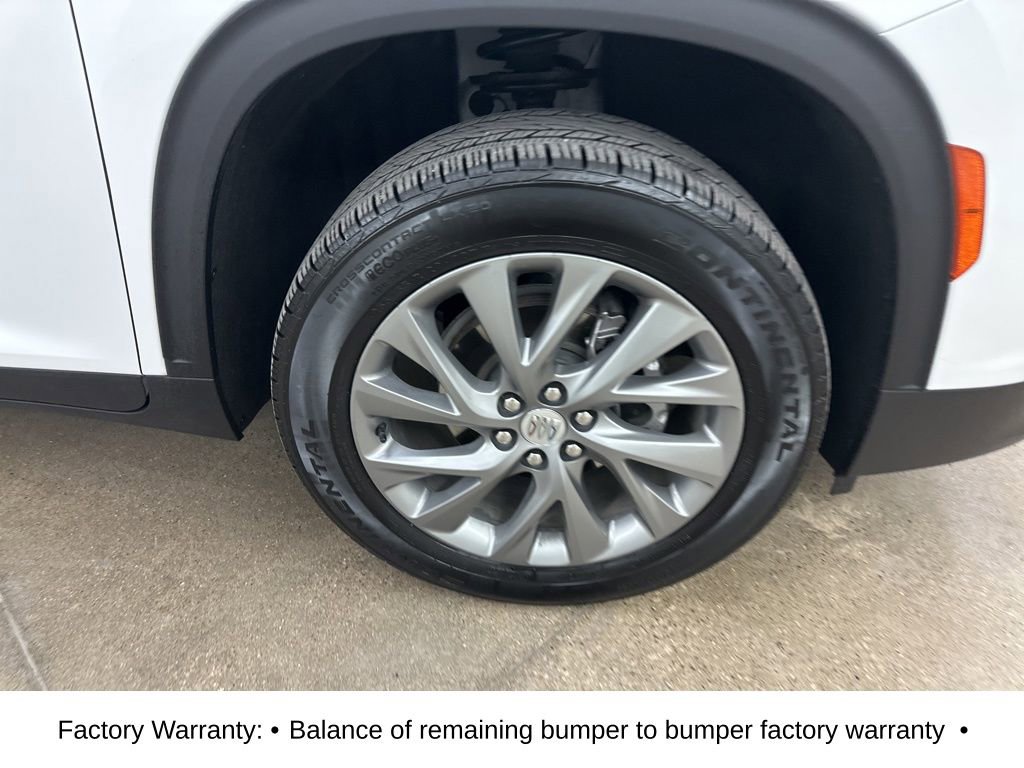 Used 2025 Buick Enclave Preferred image 15