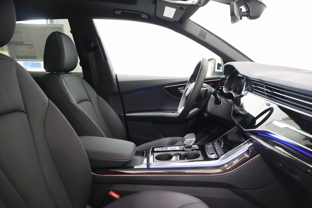 New 2026 Audi Q8 Premium image 21