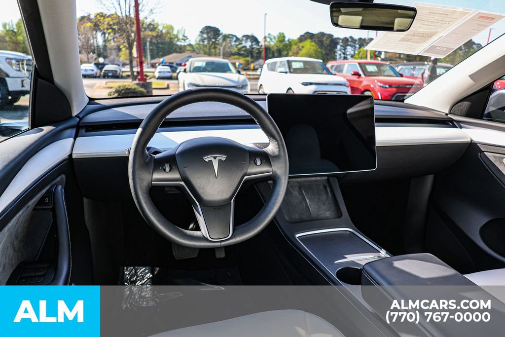 Used 2024 Tesla Model Y Long Range image 29