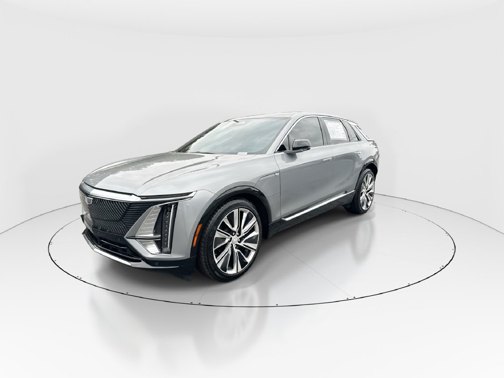 Used 2024 Cadillac Lyriq Luxury RWD image 4
