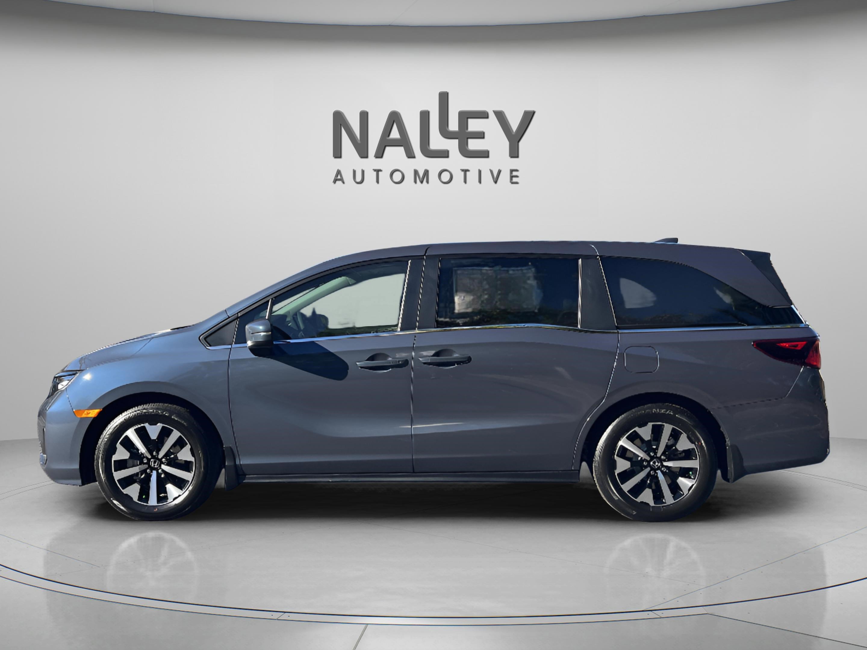 New 2026 Honda Odyssey EX-L image 2
