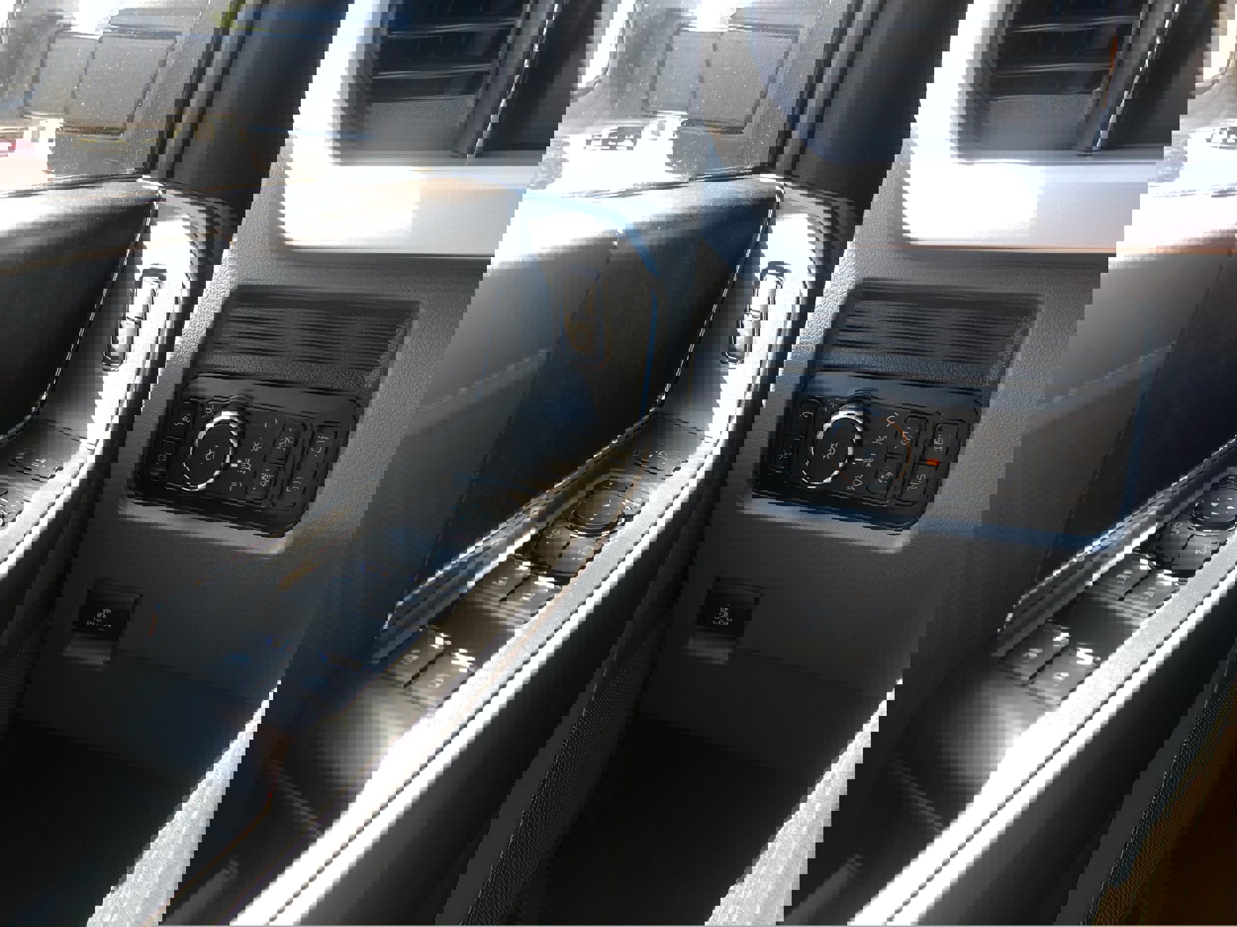 New 2026 Ford F350 XLT w/ XLT Premium Package image 19
