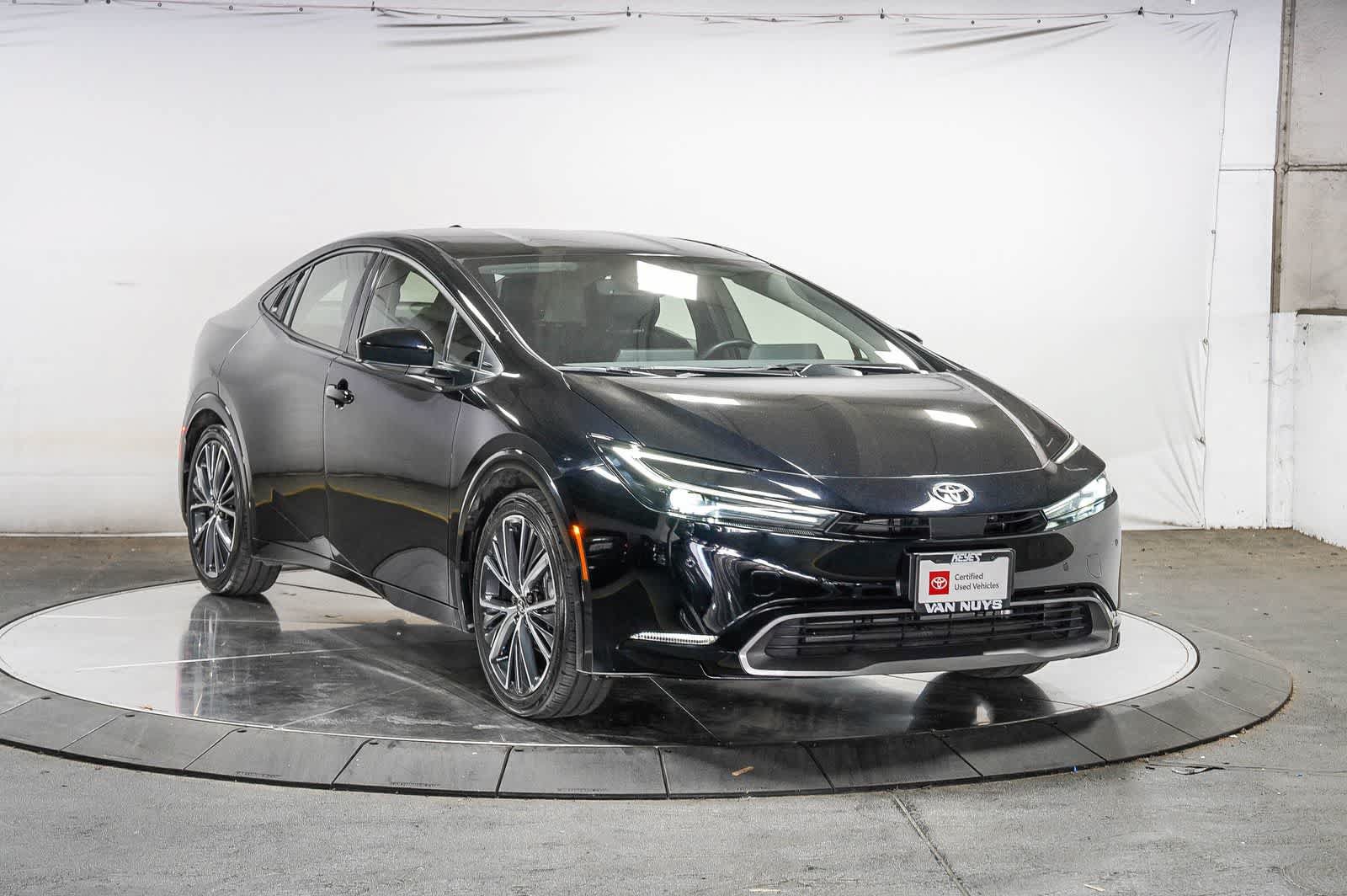 Certified 2023 Toyota Prius XLE FWD image 6