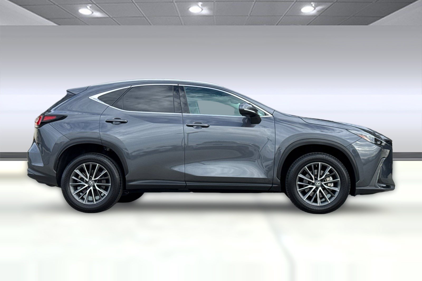 Used 2023 Lexus NX 350 AWD image 7
