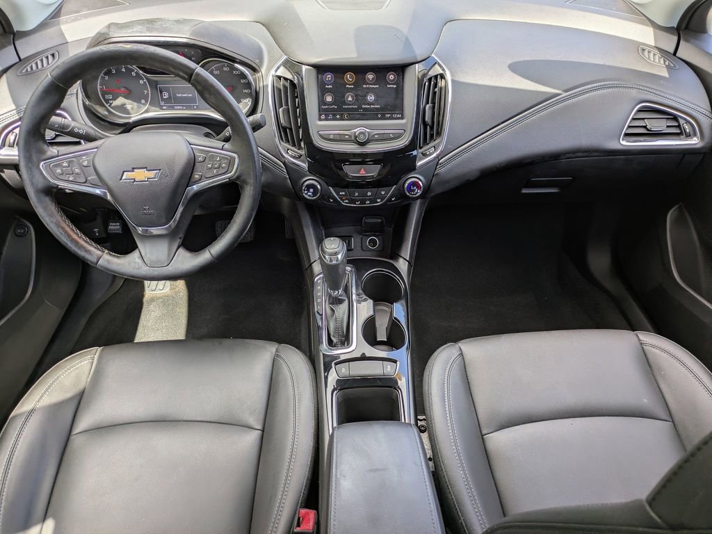 Used 2019 Chevrolet Cruze Premier image 13