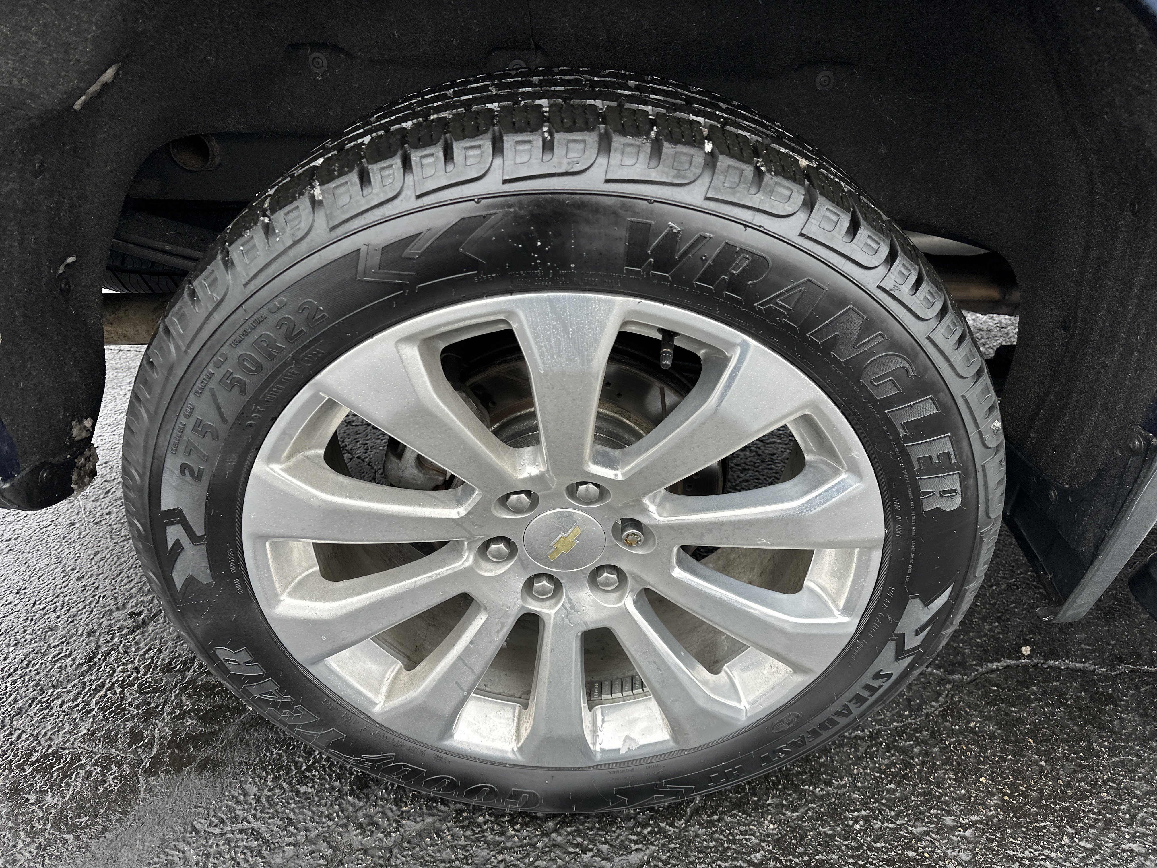 Used 2020 Chevrolet Silverado 1500 High Country image 12