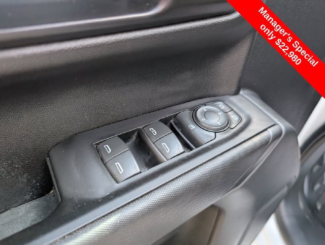 Used 2022 Chevrolet Silverado 1500 W/T w/ WT Value Package AWD/4WD image 18