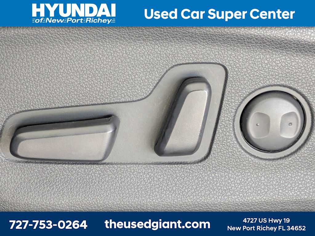 Used 2020 Hyundai Tucson Value FWD image 20