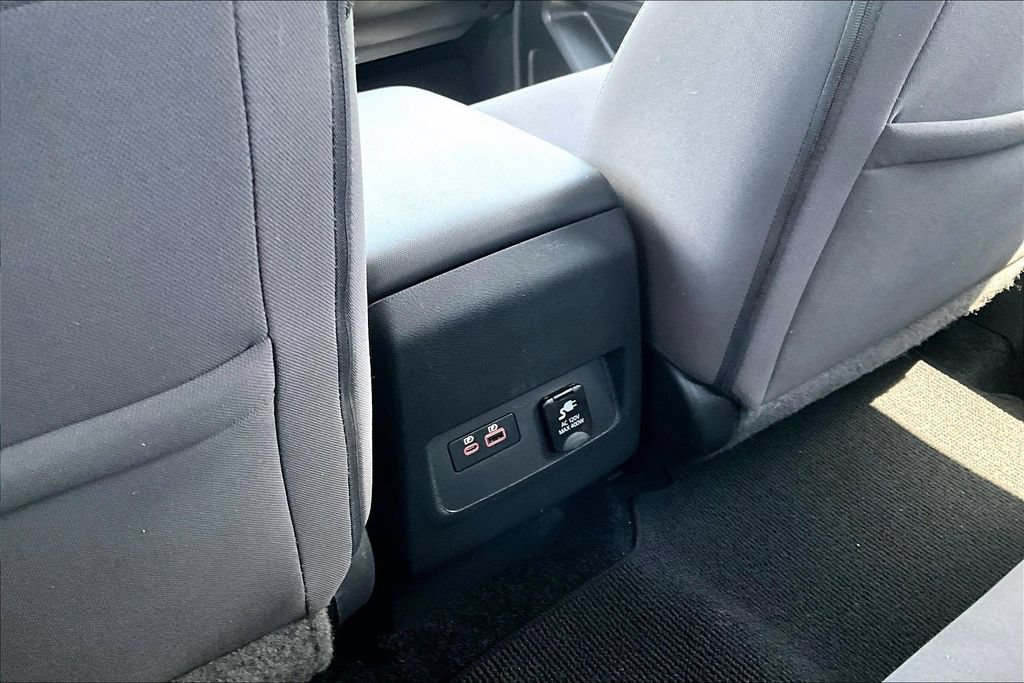 Used 2022 Nissan Frontier SV RWD image 35