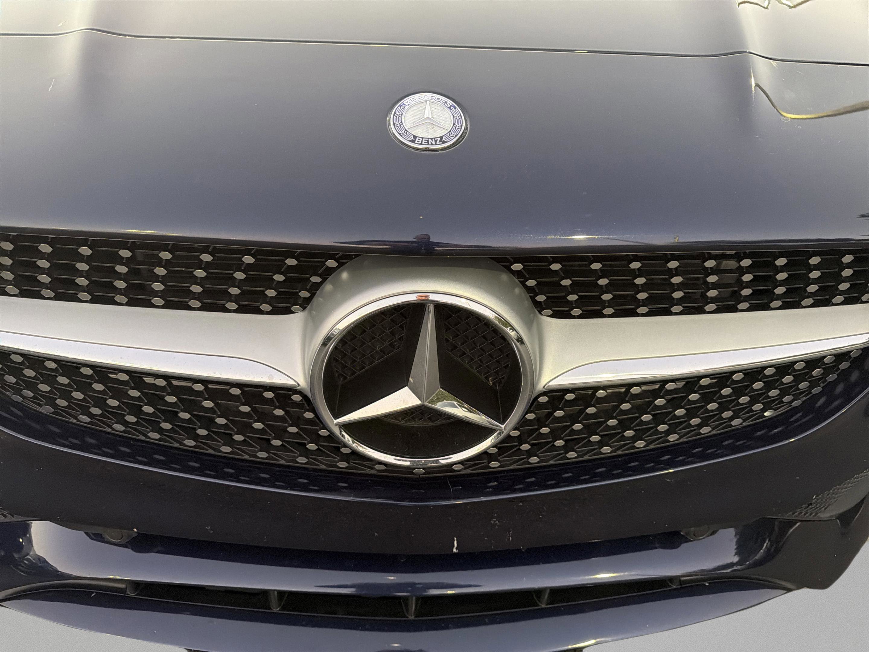 Used 2018 Mercedes-Benz CLA 250 image 13