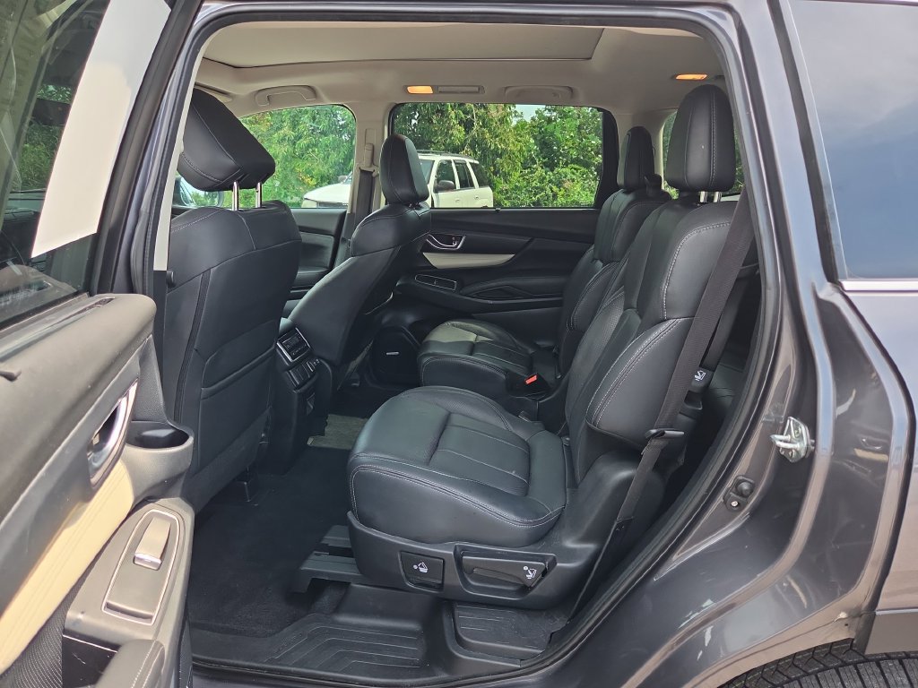 Used 2021 Subaru Ascent Limited w/ Technology Package AWD/4WD image 17