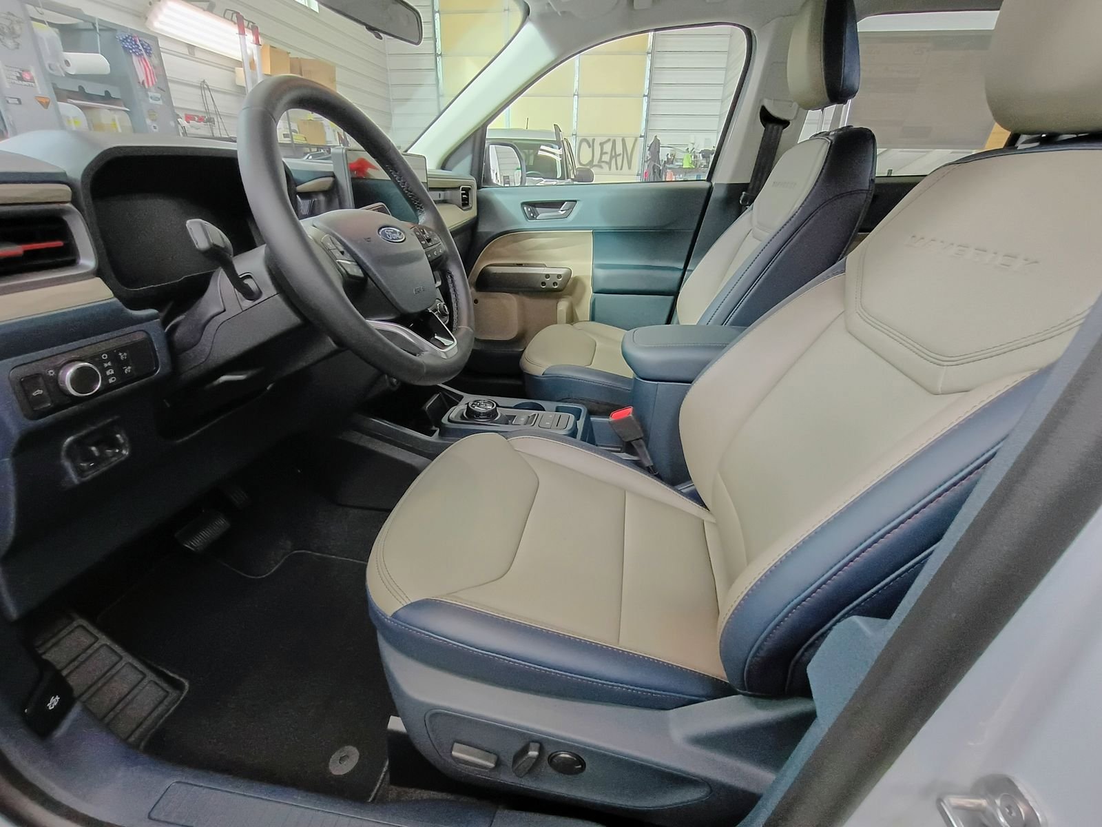 New 2026 Ford Maverick Lariat w/ 4K Tow Package image 5
