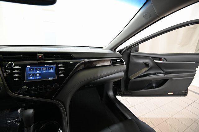 Used 2019 Toyota Camry LE image 26