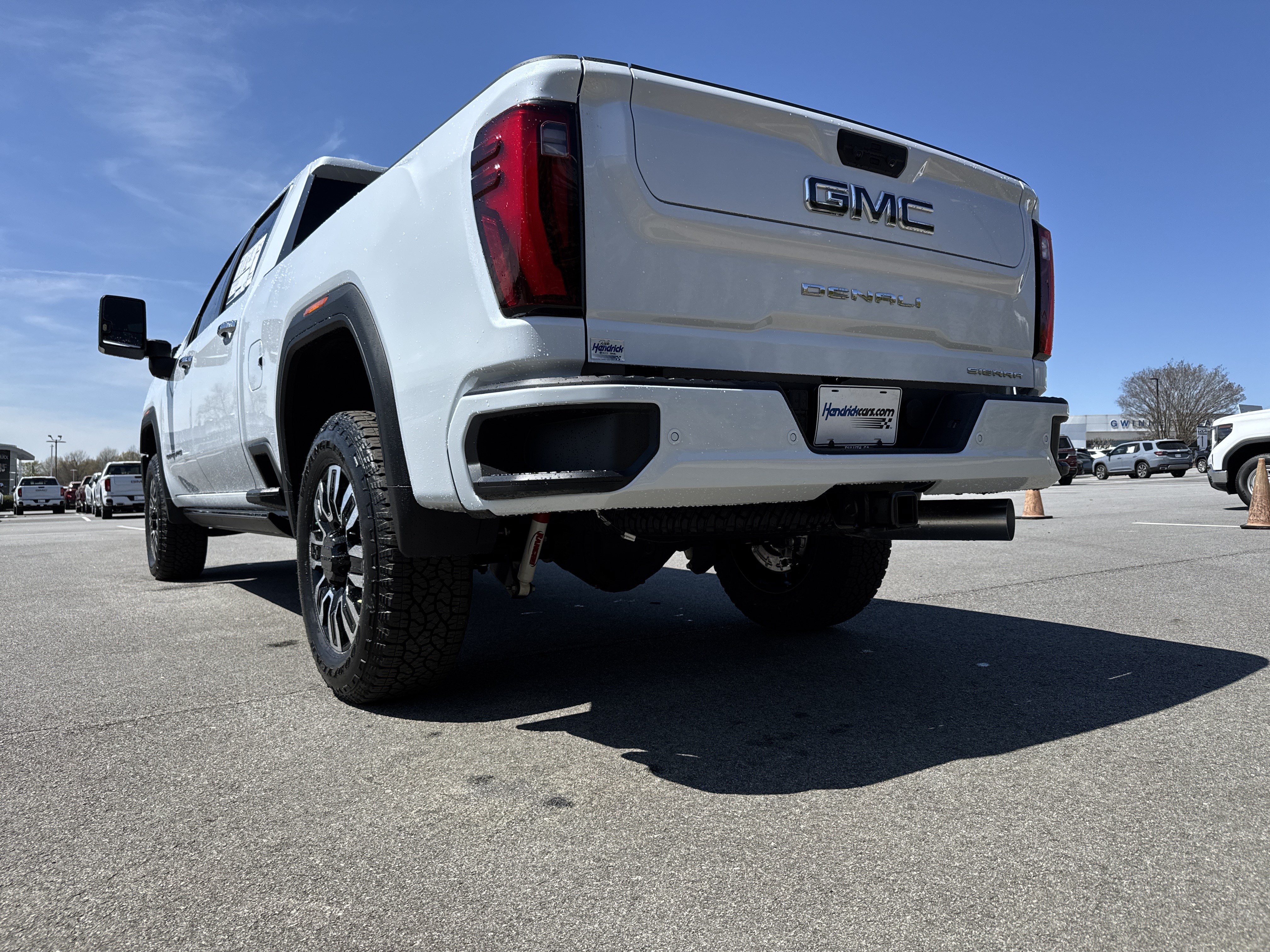 New 2026 GMC Sierra 2500 Denali Ultimate AWD/4WD image 8