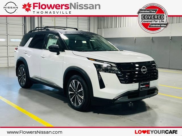 New 2026 Nissan Pathfinder Platinum FWD image 1