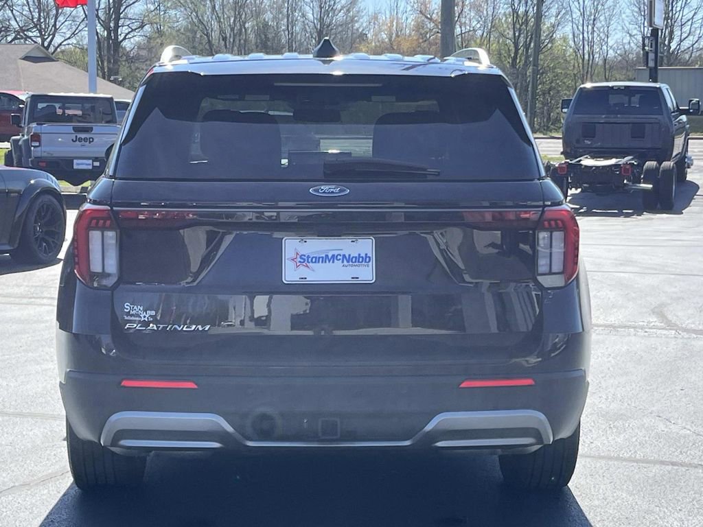 Used 2025 Ford Explorer Platinum image 6