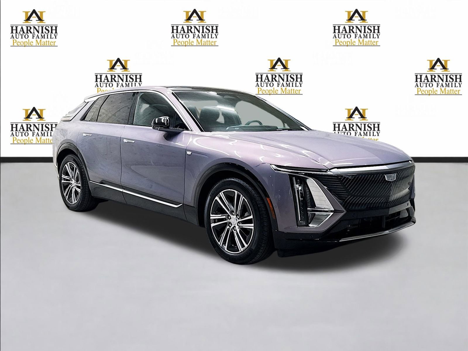 Used 2026 Cadillac Lyriq Premium Luxury AWD/4WD video 3