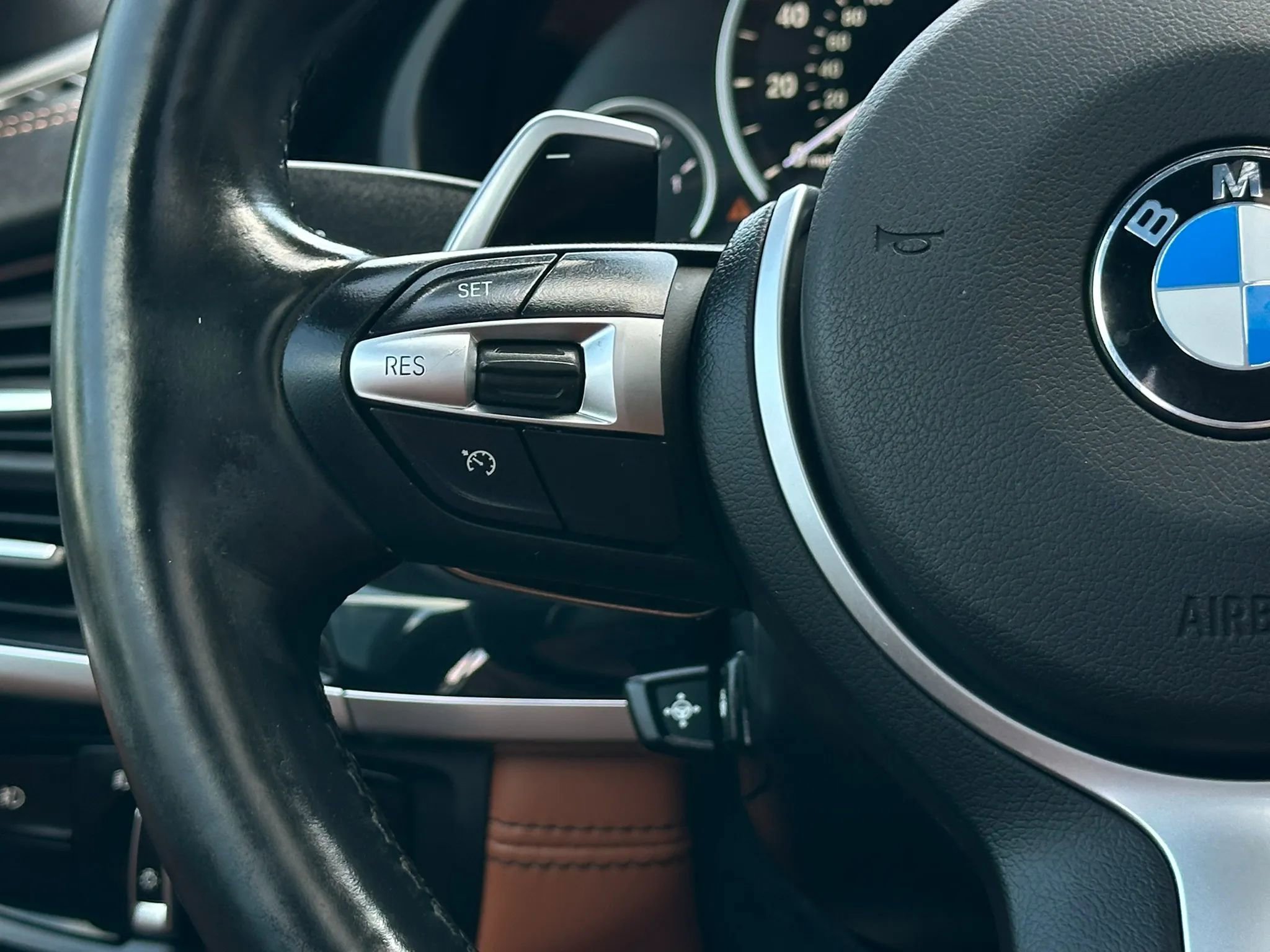 Used 2017 BMW X5 xDrive50i AWD/4WD image 32