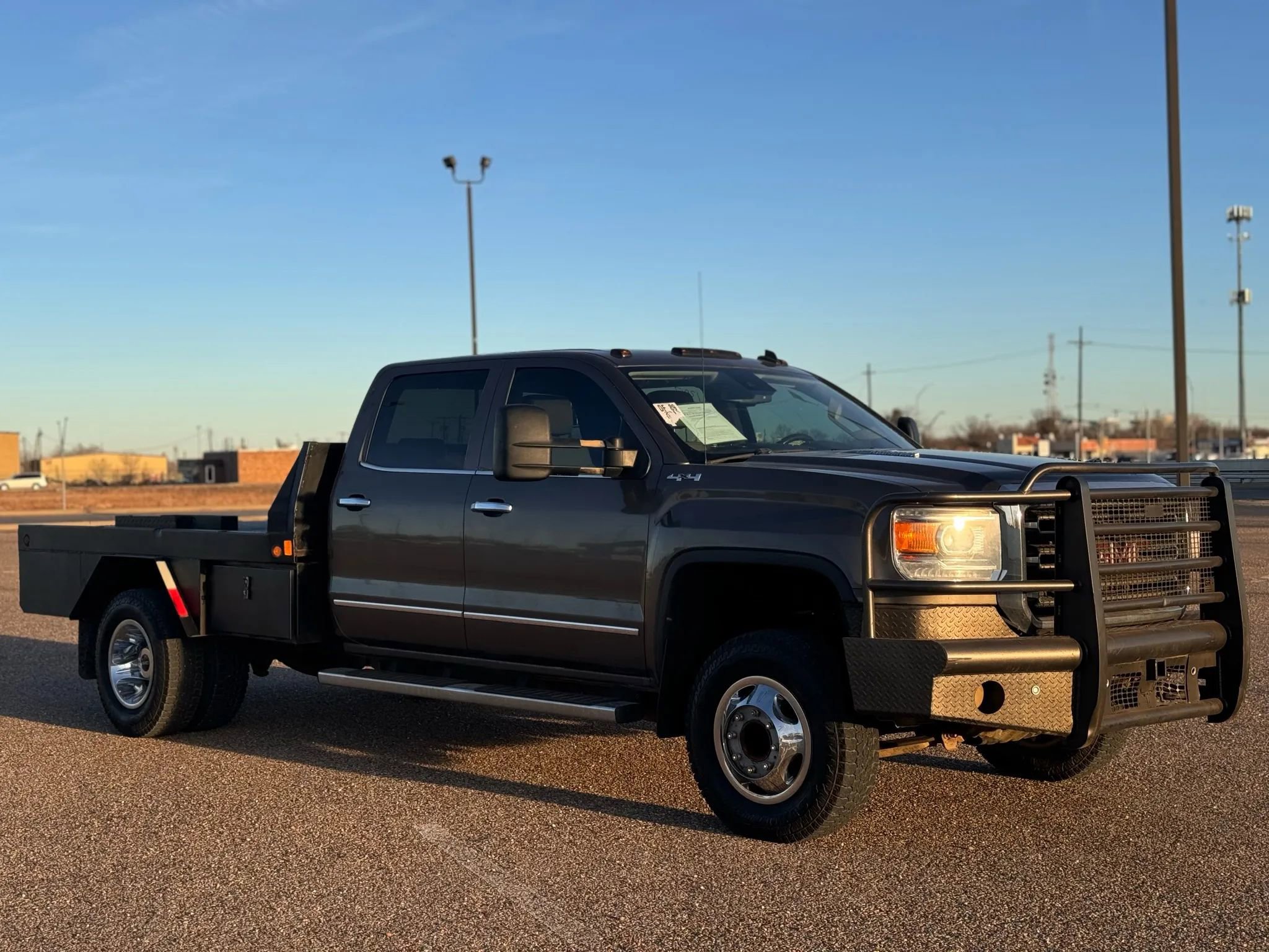 Used 2015 GMC Sierra 3500 SLT image 7