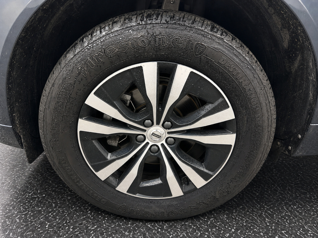 Used 2024 Volvo XC60 B5 Core AWD/4WD image 34