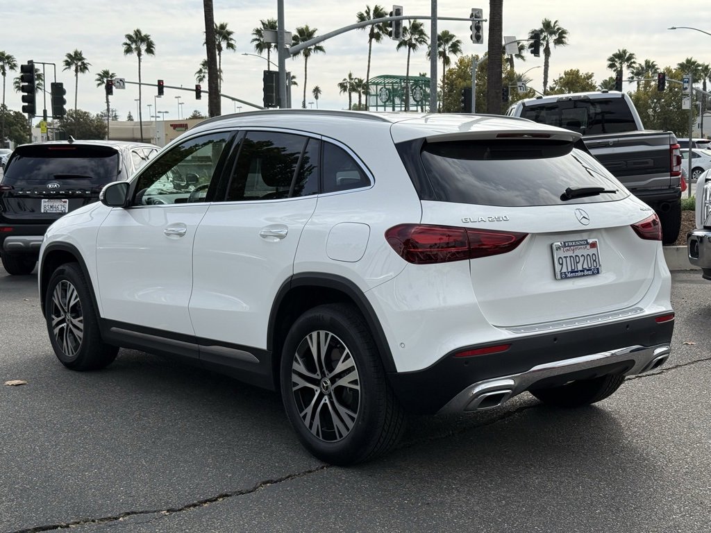 Certified 2025 Mercedes-Benz GLA 250 4MATIC image 6