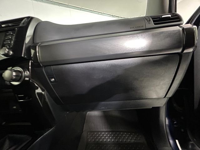 Used 2023 Toyota 4Runner TRD Off-Road Premium AWD/4WD image 24