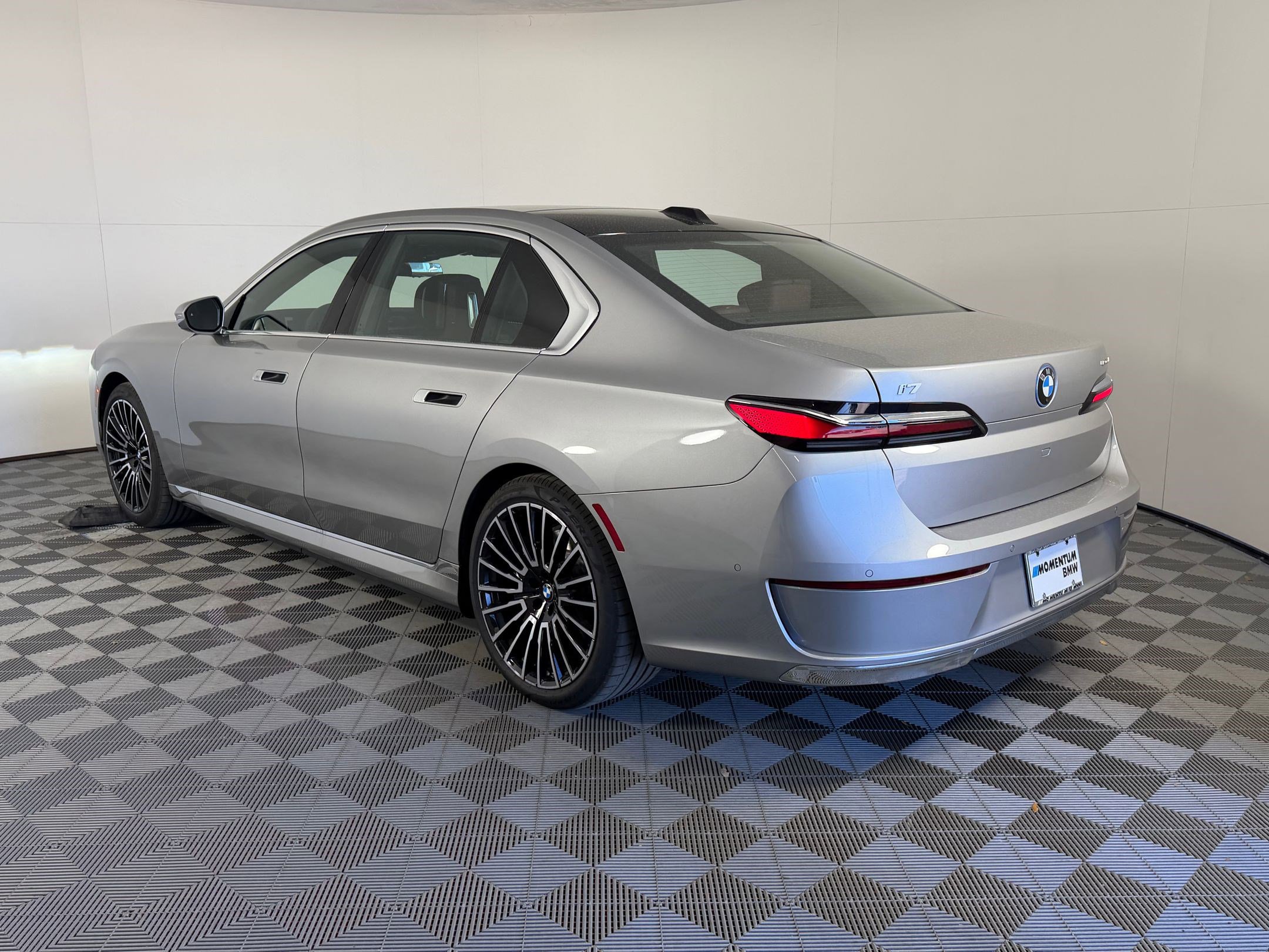 New 2026 BMW i7 eDrive50 RWD image 3