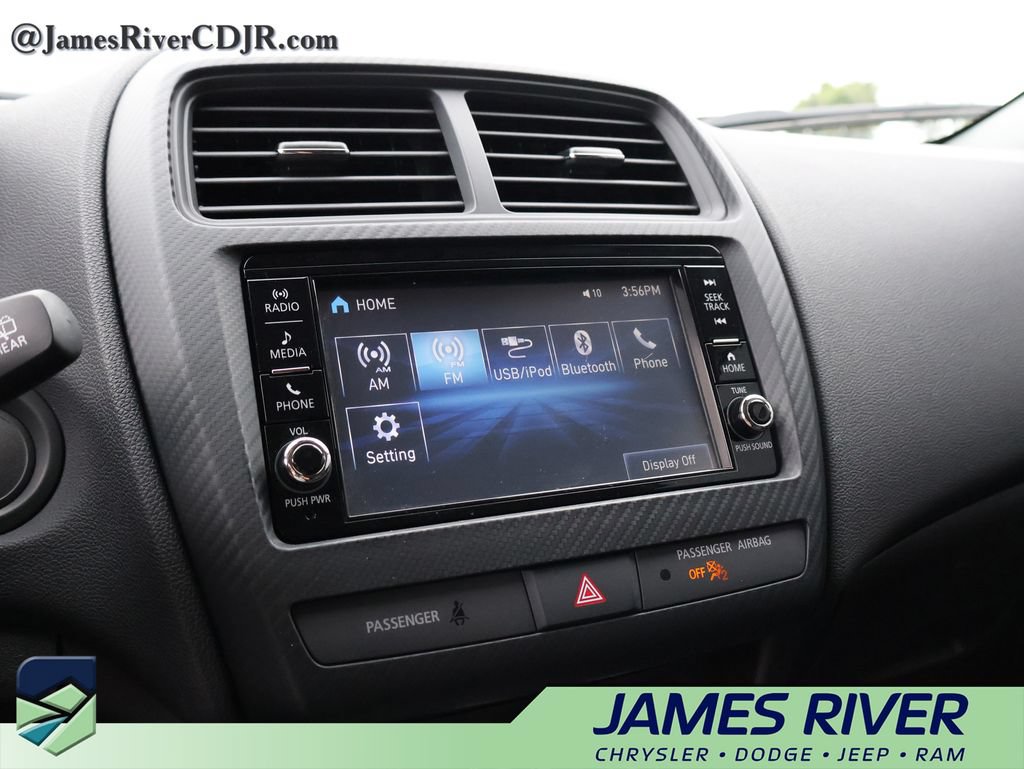 Used 2025 Mitsubishi Outlander Sport SE AWD/4WD image 34
