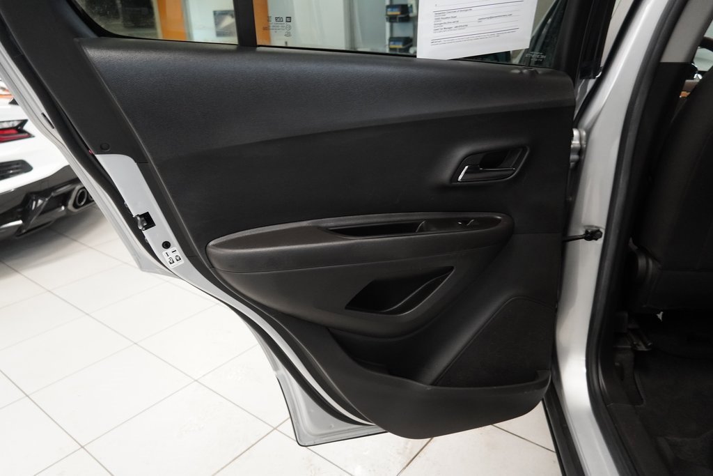 Used 2021 Chevrolet Trax LS w/ Tint and Cruise Package image 24