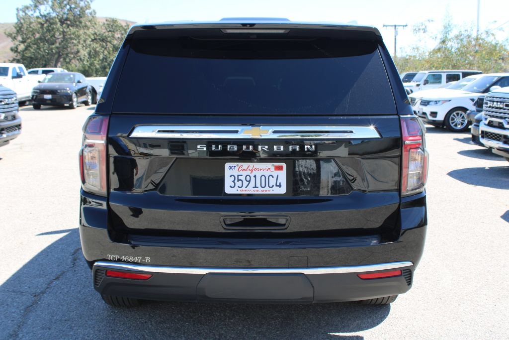 Used 2024 Chevrolet Suburban LS w/ Driver Alert Package RWD image 5