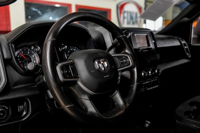 Used 2024 RAM 3500 Tradesman w/ Chrome Appearance Group AWD/4WD image 17