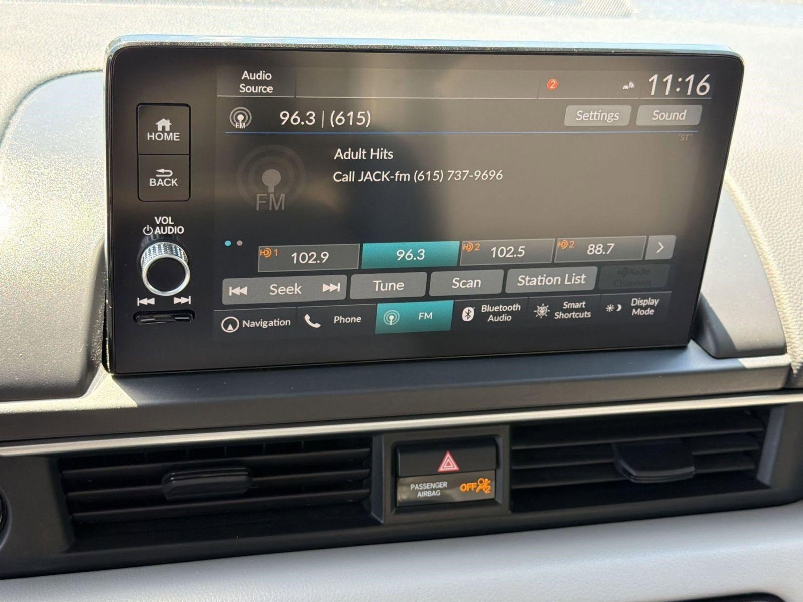 Used 2023 Honda Pilot Touring image 26