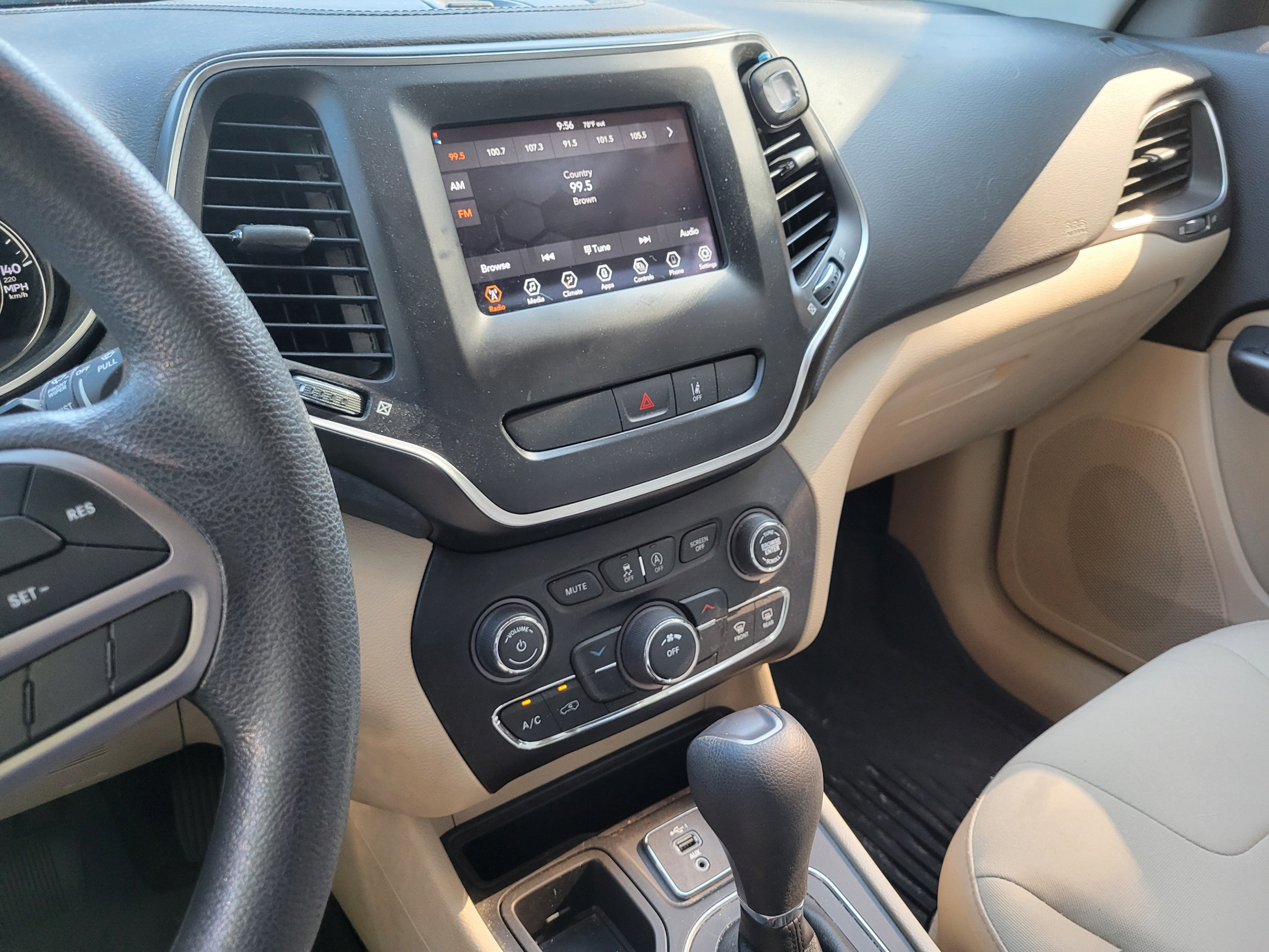 Certified 2021 Jeep Cherokee Latitude FWD image 22