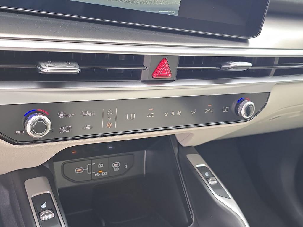 New 2026 Kia Sorento S FWD image 24