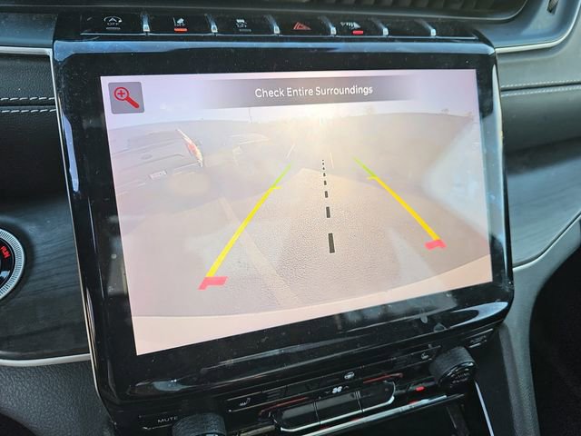 Used 2023 Jeep Grand Cherokee L Limited image 20