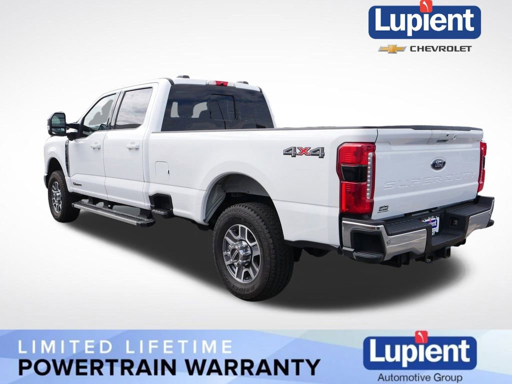 Used 2024 Ford F350 Lariat image 9