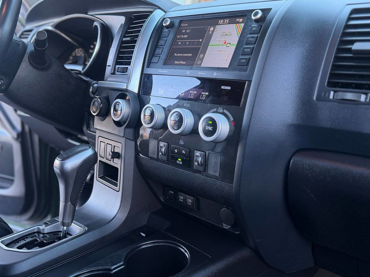 Used 2020 Toyota Sequoia TRD Pro AWD/4WD image 37