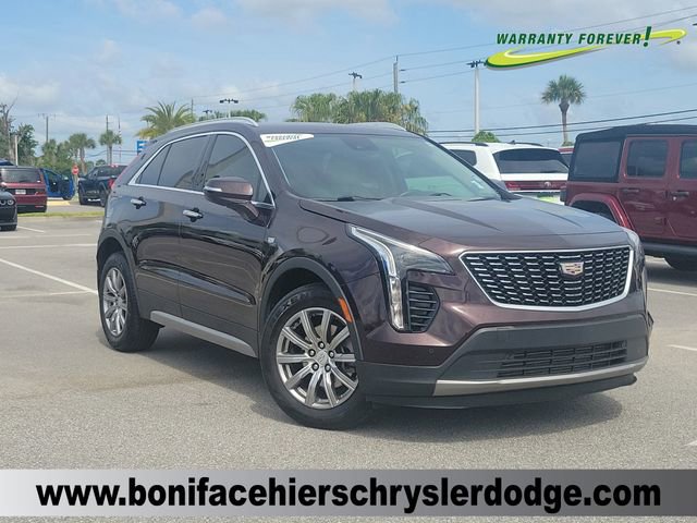 Used 2021 Cadillac XT4 Premium Luxury FWD image 1