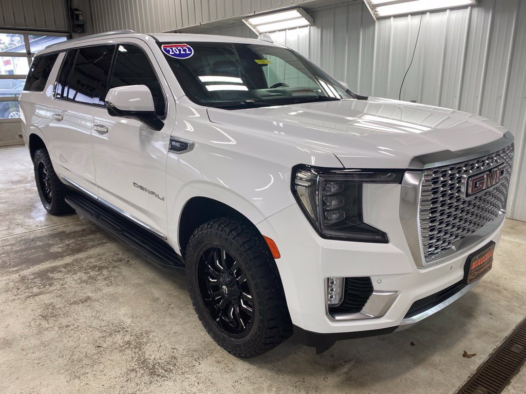 Certified 2022 GMC Yukon XL Denali AWD/4WD image 4